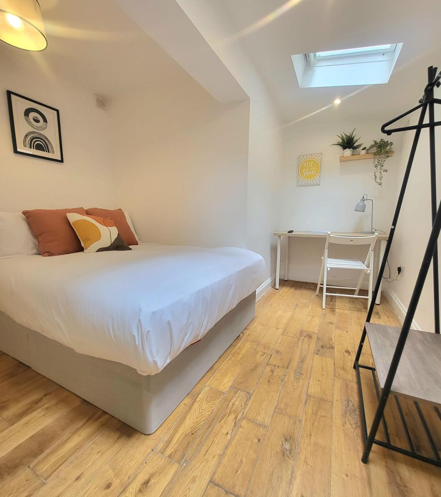 London En-Suite Double Rooms - Leytonstone E11 Экстерьер фото