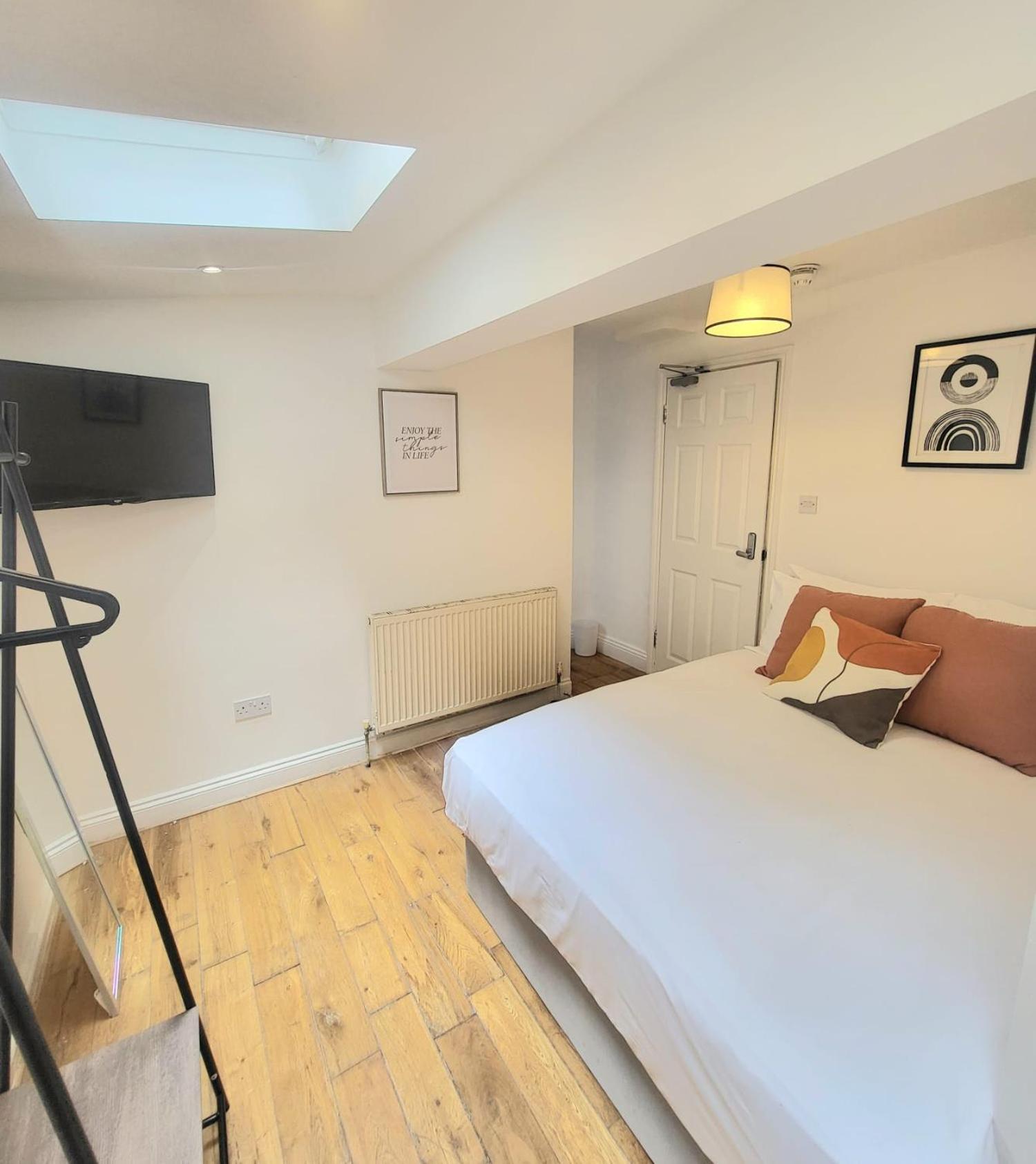 London En-Suite Double Rooms - Leytonstone E11 Экстерьер фото